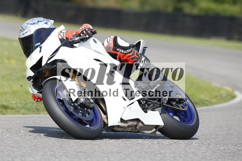 /45 10.08.2025 Plüss Moto Sport ADR/Freies Fahren/1